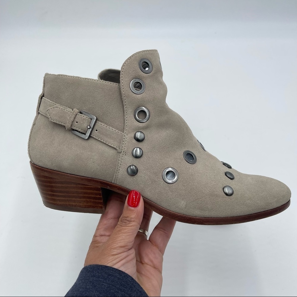 Sam Edelman Pedra Suede Pull On Ankle Boots Putty Taupe Suede Booties